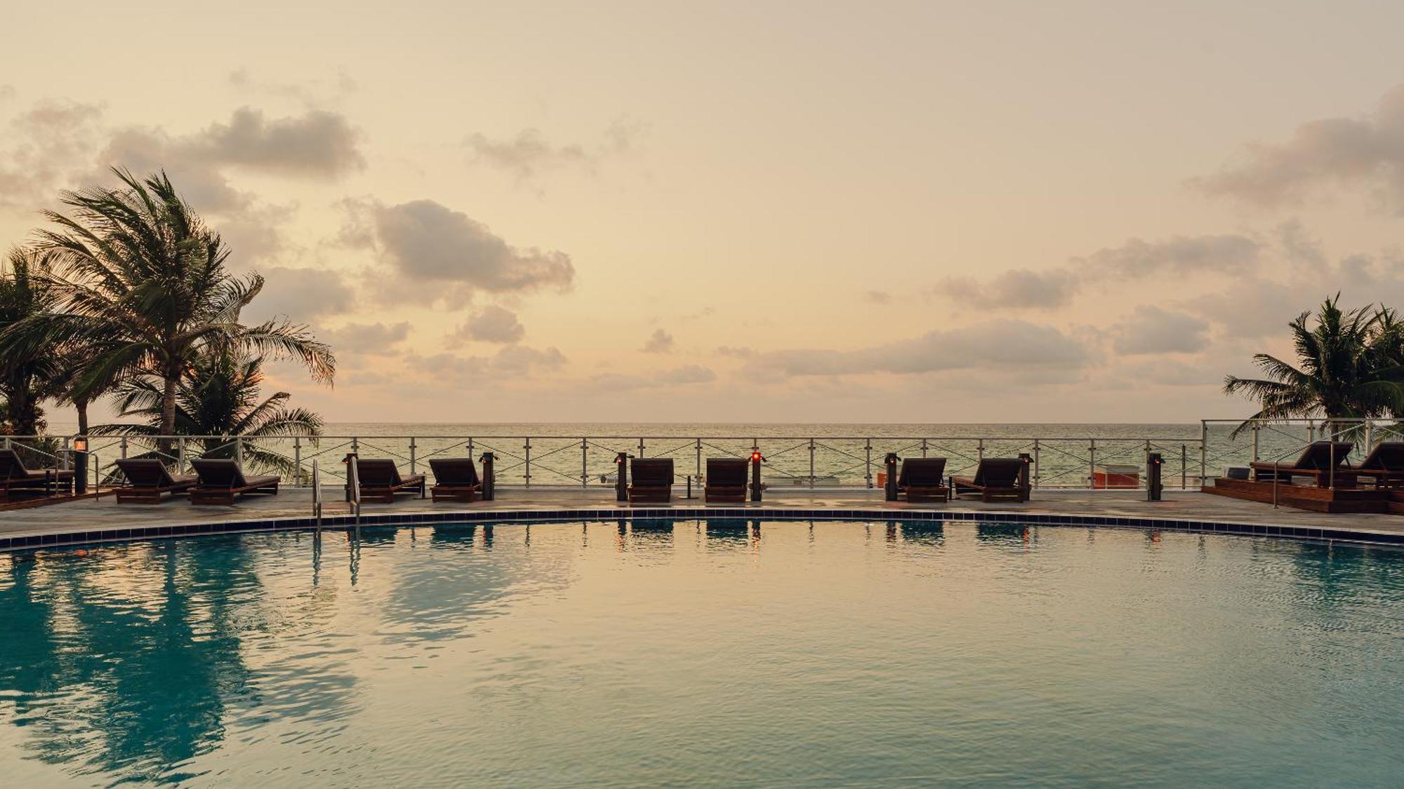 Nobu Hotel Miami Beach Exterior photo